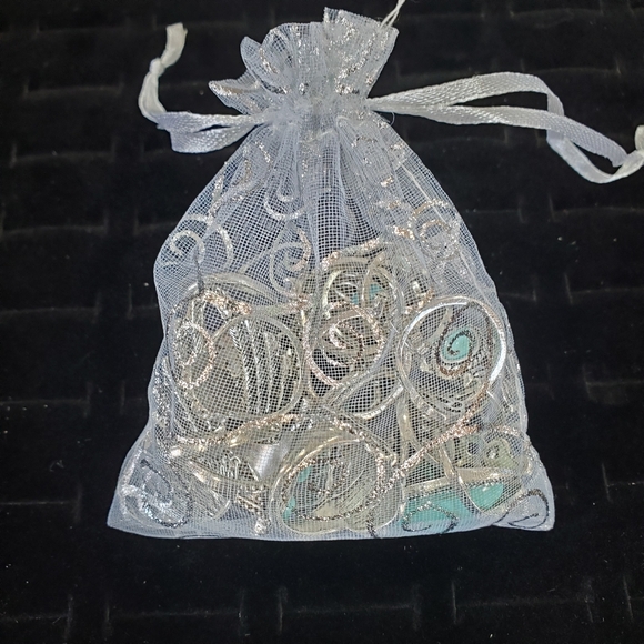 24 Mixed Style Rings - Picture 11 of 11